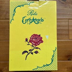 Pipka Earth Angel Sang the Teddy Bear Angel